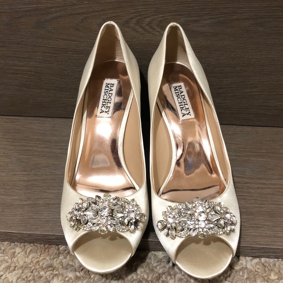 Badgley Mischka Shoes - Badgley Mischa gorgeous + embellished jewel heals